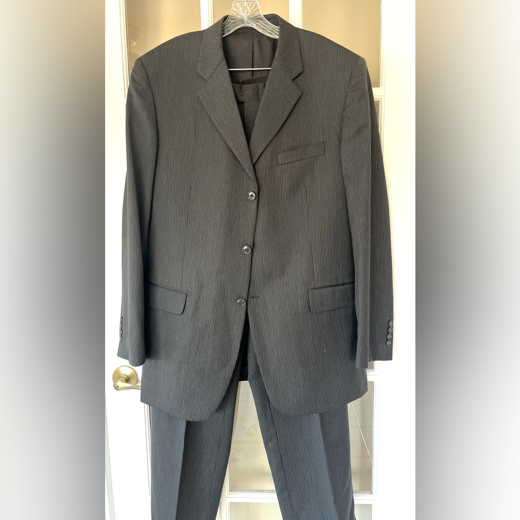 Jones New York Men’s Suit 44l